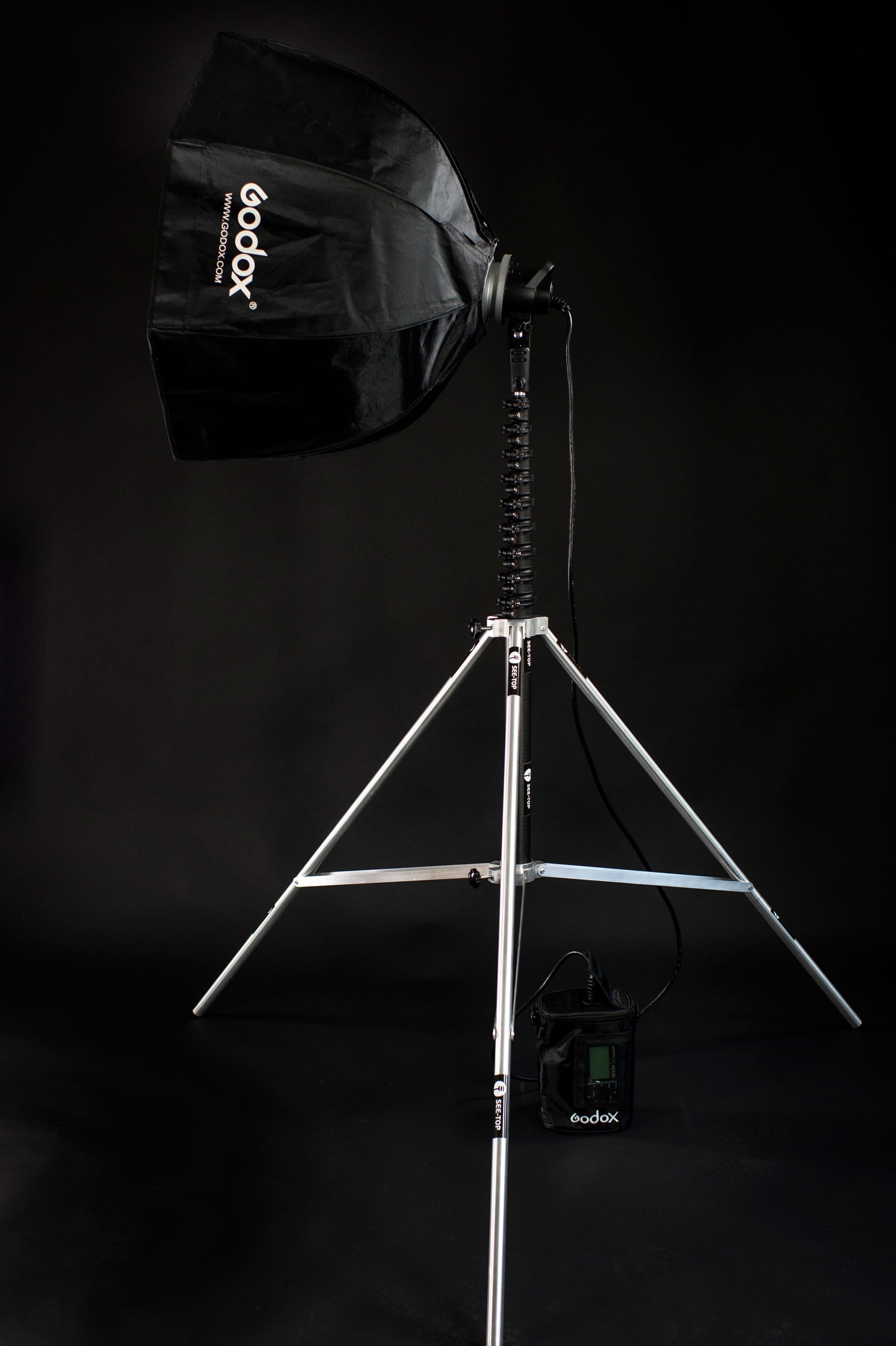 Kit Asta Telescopica in Carbonio 12 Mt- Treppiede - Borsa per Treppiede e Asta - Terminale Filettato Base